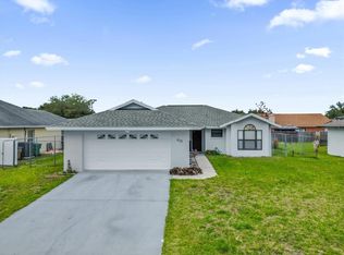 615 McKinley Ct, Kissimmee, FL 34758