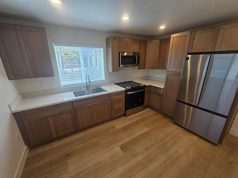 961 Balboa St #2 — Photo 5