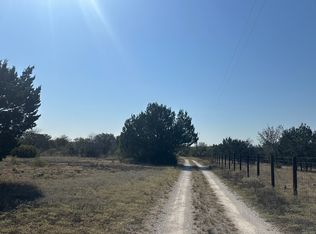 625 Deer Track Rd, Weatherford, TX 76085