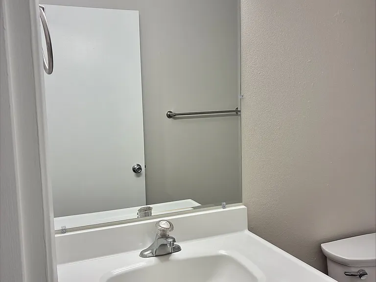 Canby Gardens Townhomes — Photo 9