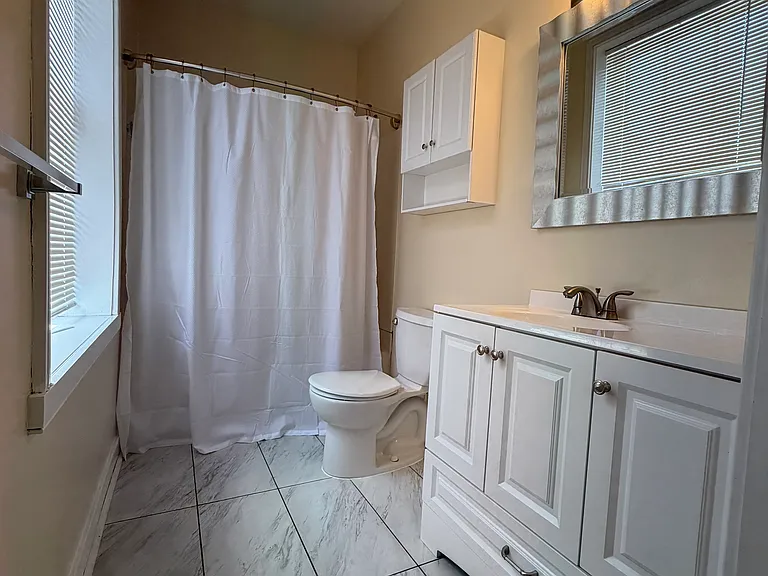 74 S Market St #74B — Photo 8
