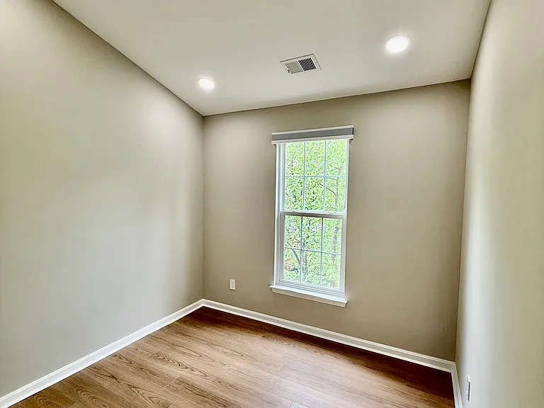 9730 Washingtonian Blvd — Photo 31