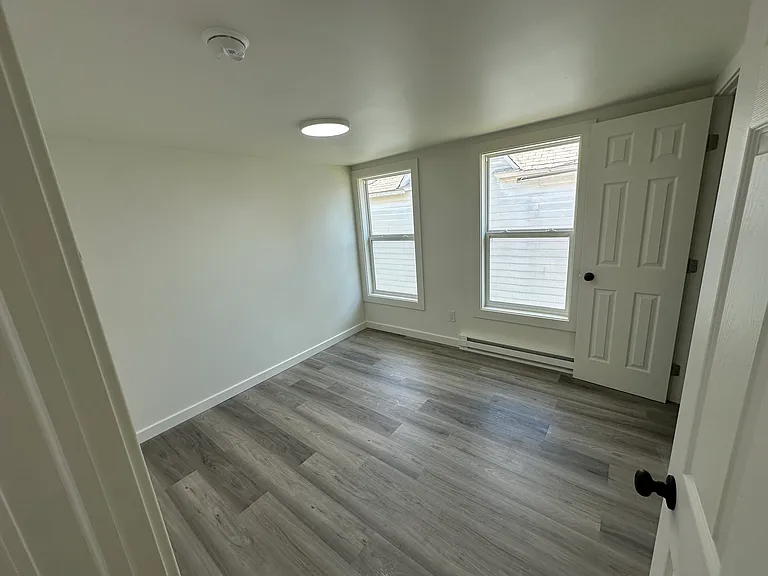 192 Boland Ave — Photo 17
