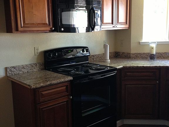 3rd image of 5009 Durley Dr