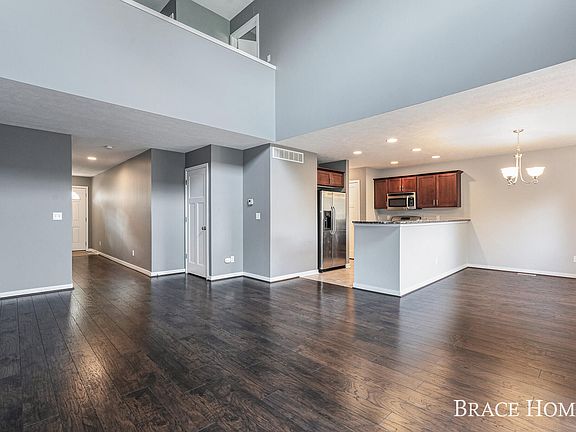 5th image of 3037 Ledgestone Pl NE #12