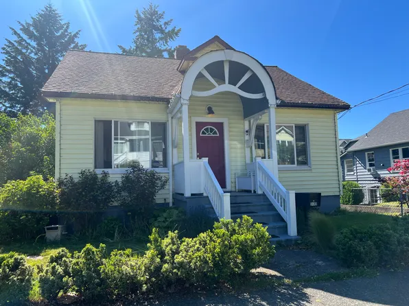 9449 14th Ave SW, Seattle, WA 98106