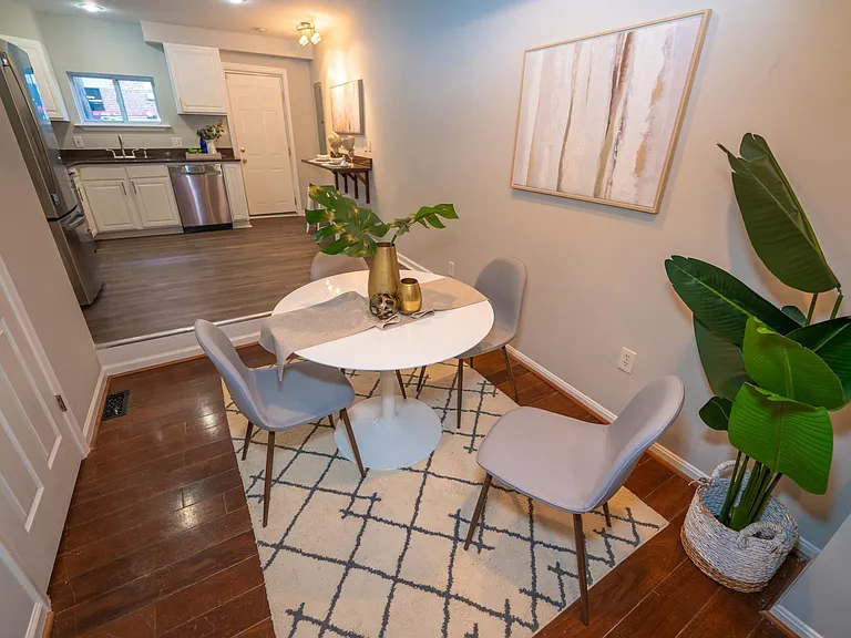 1119 Race St — Photo 21