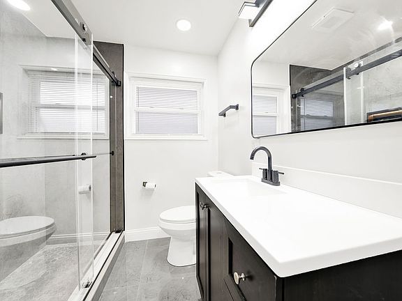 4th image of 7845 S Kilpatrick Ave