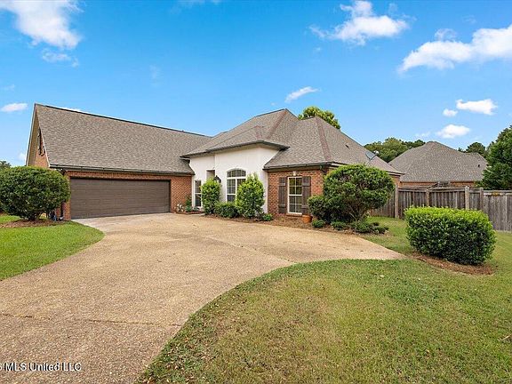 3rd image of 504 Asbury Lane Dr