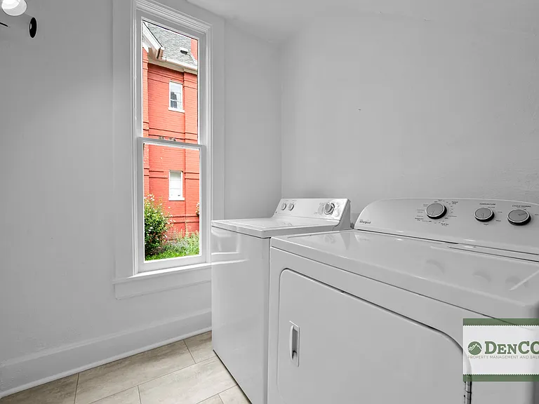 1623 Race St — Photo 18