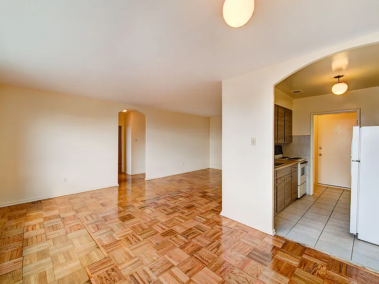 55 Faywood Blvd — Photo 16