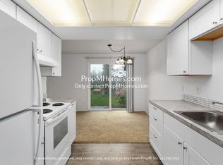 3250 SE 2nd St #0, Gresham, OR 97080