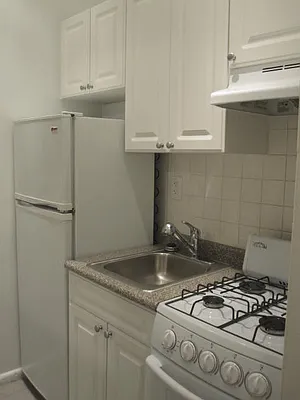 Rented by City & Suburban | media 7