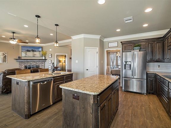 5th image of 2844 W Alamosa Dr
