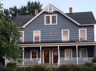 13 Mill Pond Rd, Port Washington, NY 11050