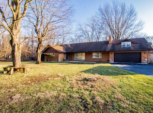 884 Woodstock Rd, Olympia Fields, IL 60461