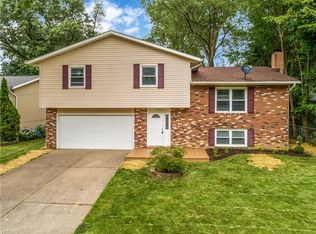 348 Tammery Dr, Tallmadge, OH