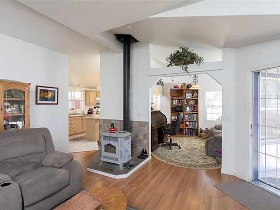4th image of 1301 E Country Club Blvd