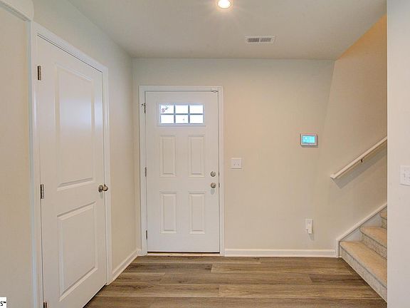 4th image of 504 Mills Hill Way