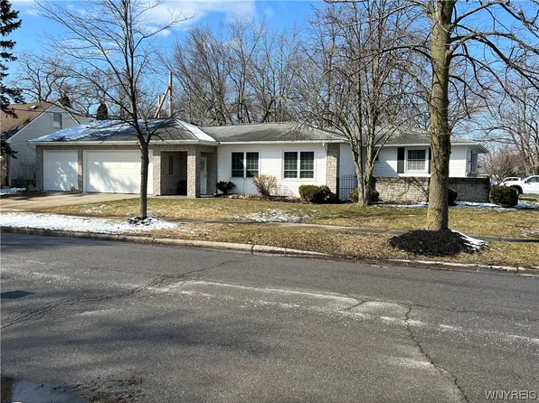 311 French Rd, Buffalo, NY 14227