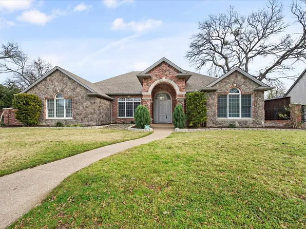 4208 Riverhollow Dr, Fort Worth, TX 76116