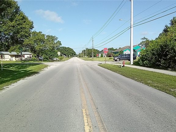 4th image of 8726 101st Ave