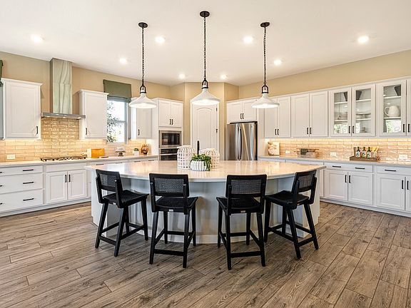 Spring Model Kitchen