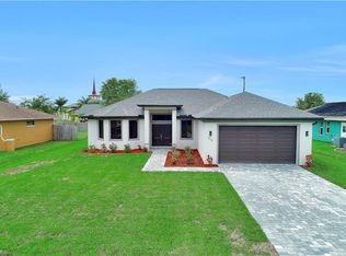 8300 Cardinal Rd, Fort Myers, FL 33967