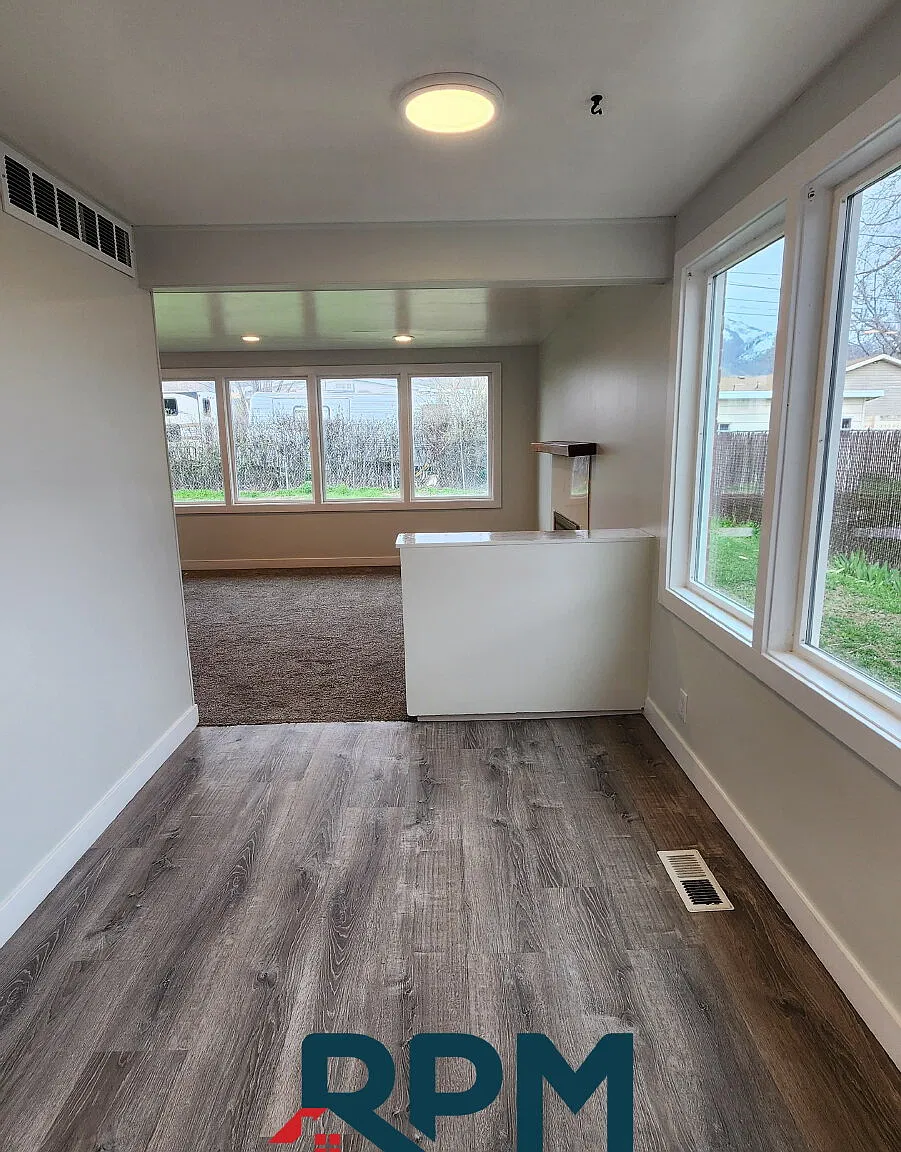 3 bed, 1.0 bath, 1154 sqft, $1,795 — Photo 4