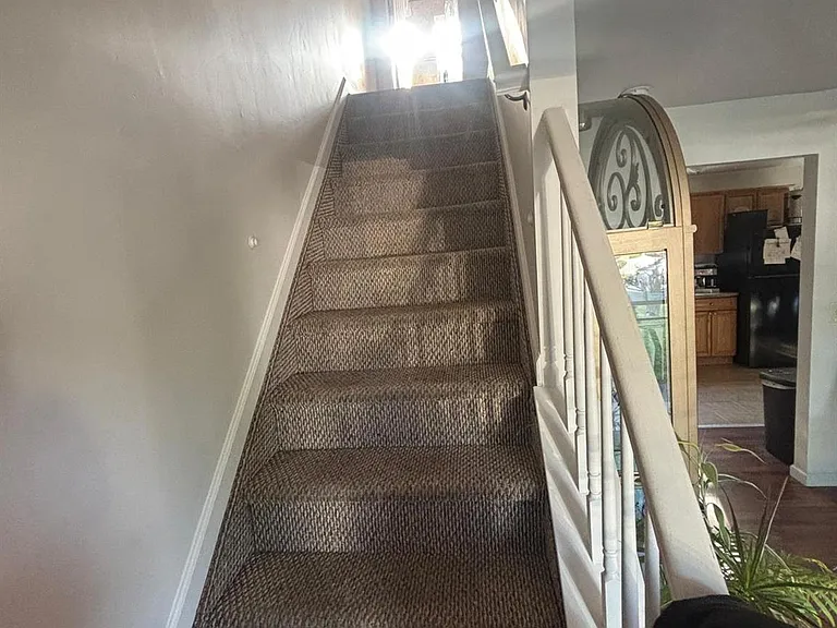 938 Scherger Ave — Photo 15