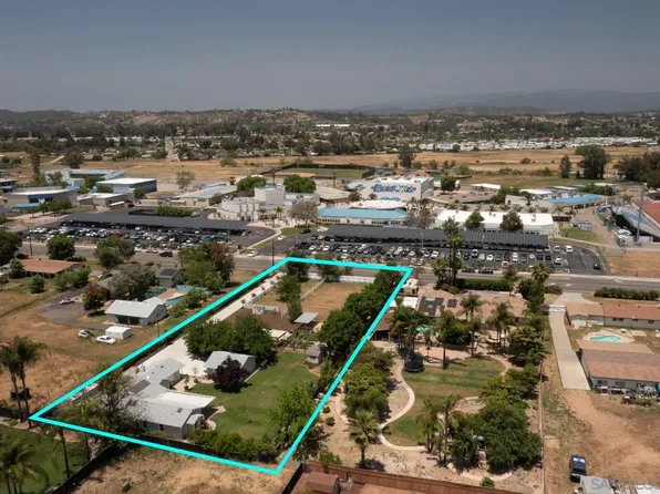 1422 Hanson Ln, Ramona, CA 92065