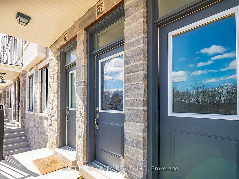 383 Dundas St E #76 — Photo 8