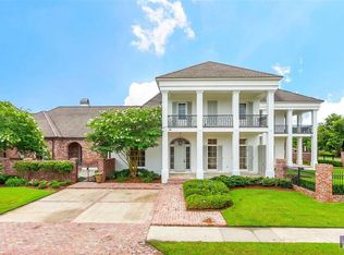 2625 Bocage Lake Dr, Baton Rouge, LA 70809