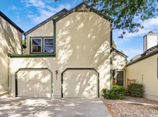6382 S Hudson St, Centennial, CO 80121
