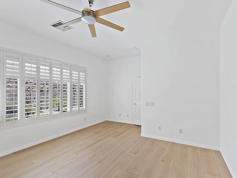 27 Gladewater Dr — Photo 17
