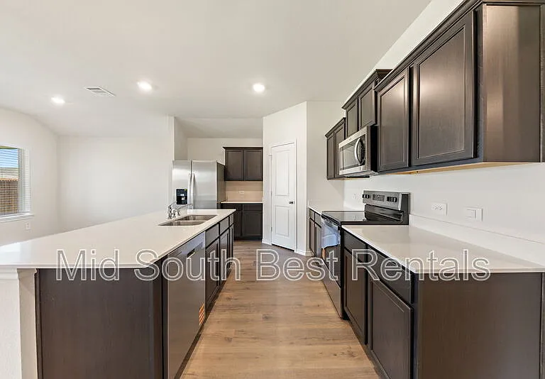 6301 Surfside Dr — Photo 6