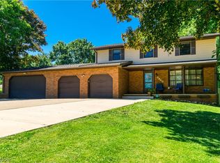 3860 Apache St NW, Uniontown, OH 44685