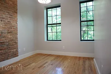 Rented by Rennit Inc.