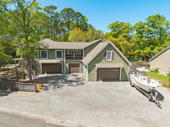 86 Lake Trail, Pawleys Island, SC 29585