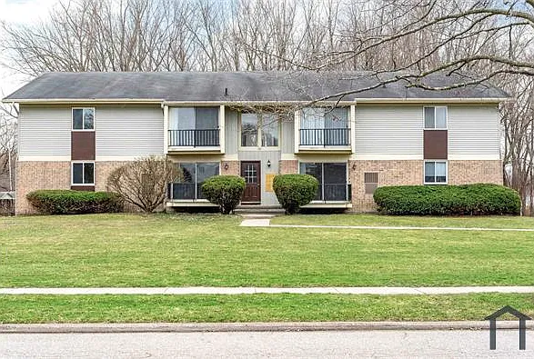 2 bed, 850 sqft, $1,075 — Photo 2