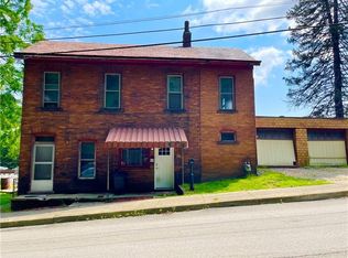 58 Beaver St, New Brighton, PA 15066