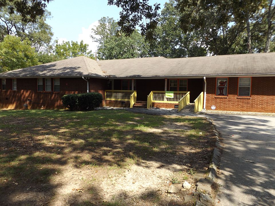 2nd image of 5150 Scofield Rd