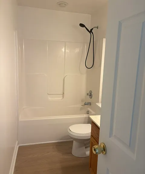 219 Elaine Dr #B — Photo 7