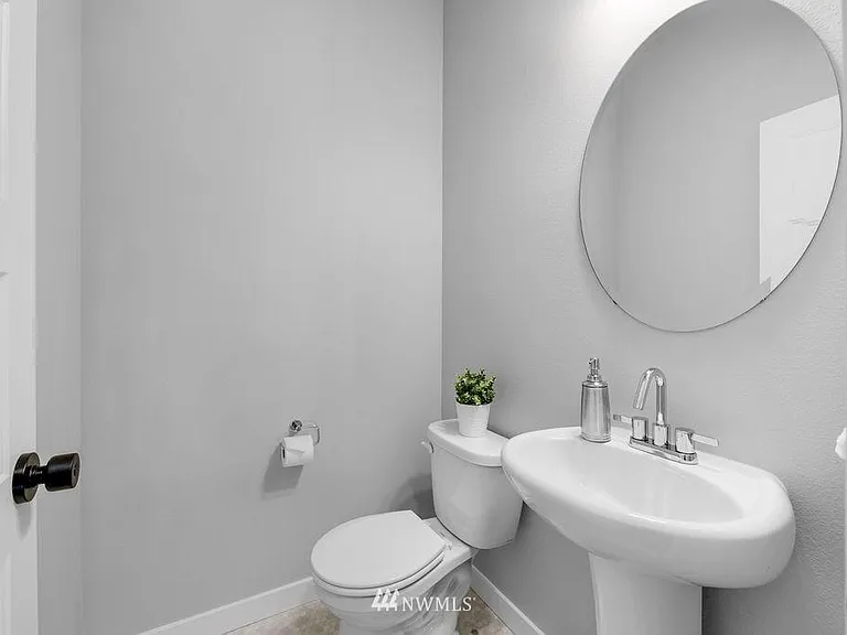 13717 Admiralty Way — Photo 19