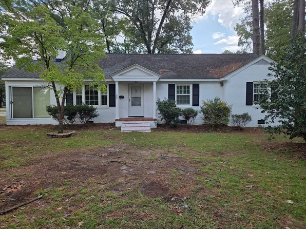 1103 S 1st St, Smithfield, NC 27577