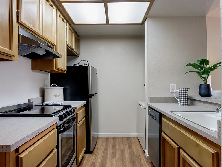 Ardenwood Forest Rental Condos — Photo 22