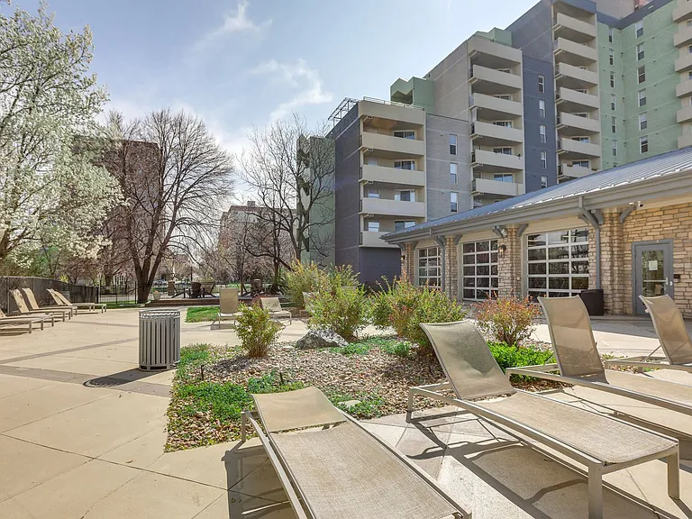 1305 Speer Blvd #10-ID1546113P — Photo 19
