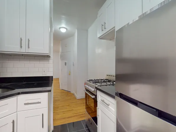 401 East 78th Street image 10 of 11