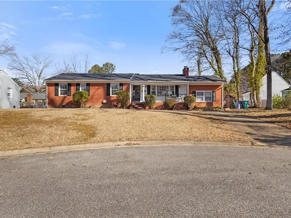 13 Luanita Ln, Newport News, VA 23606