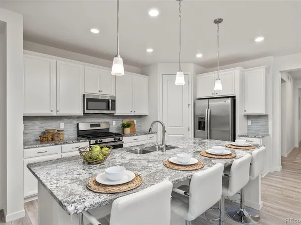 24447 E Ada Avenue, Aurora, CO 80018